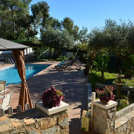 Lluna Sitges 15 Minutes Drive From Sitges Swimming Pool Xxl 16 People Villa *