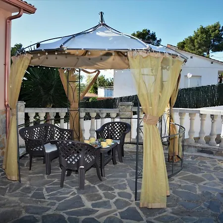 Vila Lluna Sitges 15 Minutes Drive From Sitges Swimming Pool Xxl 16 People *