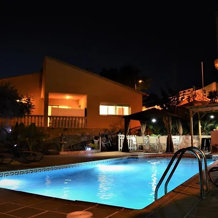 Lluna Sitges 15 Minutes Drive From Sitges Swimming Pool Xxl 16 People * Olivella